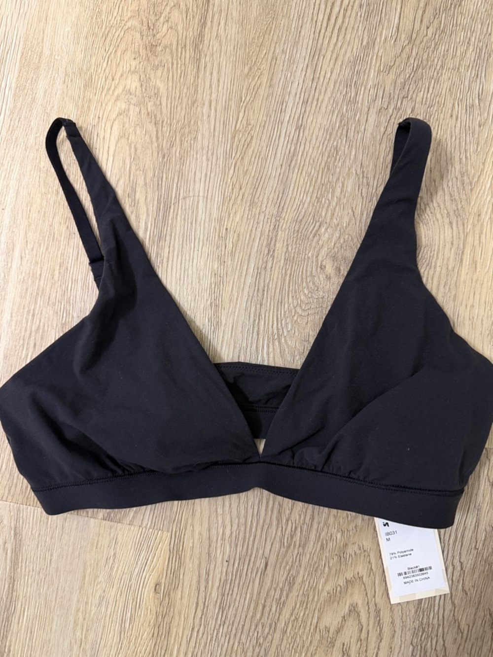 Everyday Wireless Triangle Bralette - Black